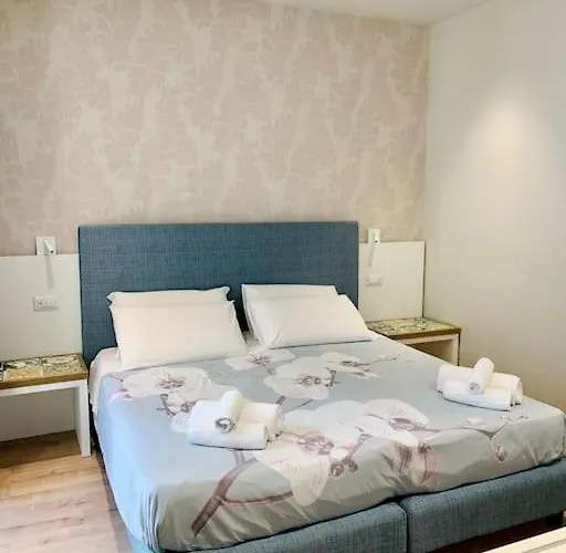 Alex Charme - Corso Umberto Apartment